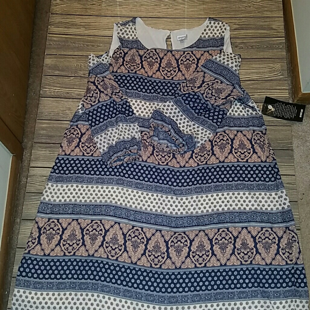 Avenue cold shoulder print dress